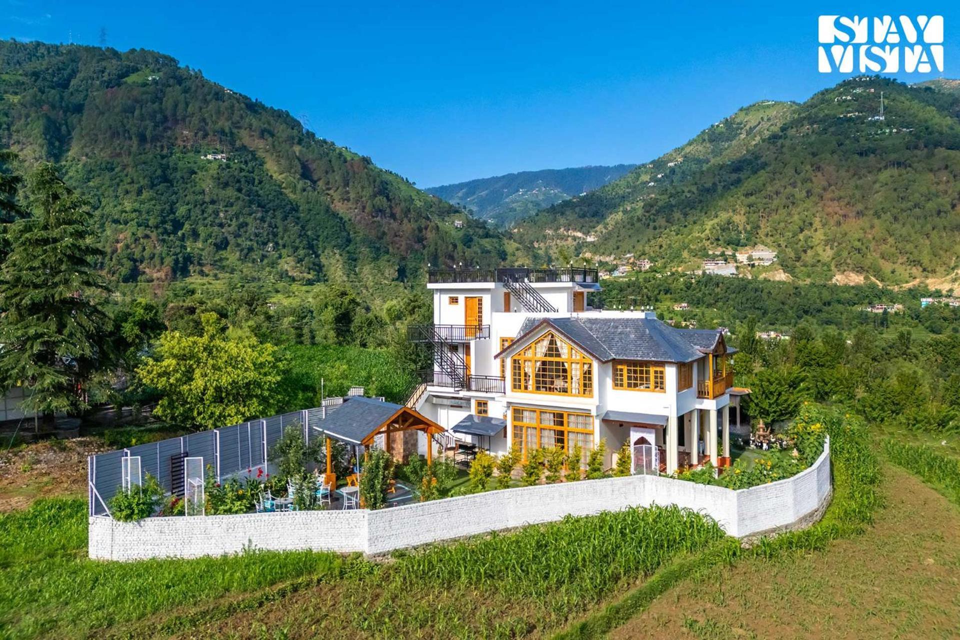 Stayvista At The Oakridge 4 Bhk Villa In Dharamshala With Jacuzzi & Balcony Chamba  Exterior foto